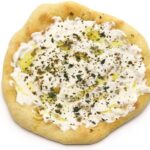 مناقيش لبنة بالزيتون /زعتر /عسل
